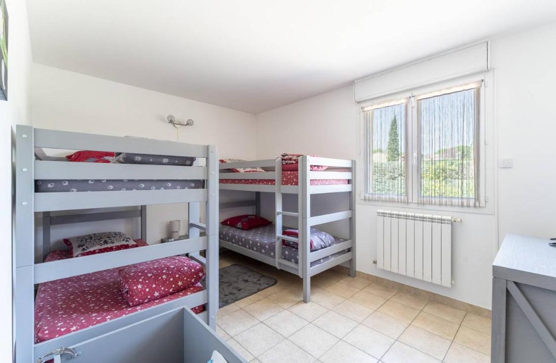 Gite Les Oliviers 10 Pers Piscine Au Calme 4 Etoiles Saint-Laurent-la-Vernede Экстерьер фото